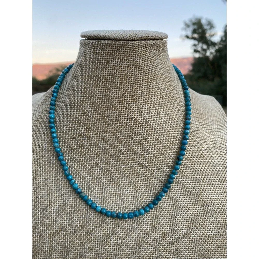Navajo Royston Green Turquoise & Sterling Silver 16 Inch Necklace - Picture 7 of 10